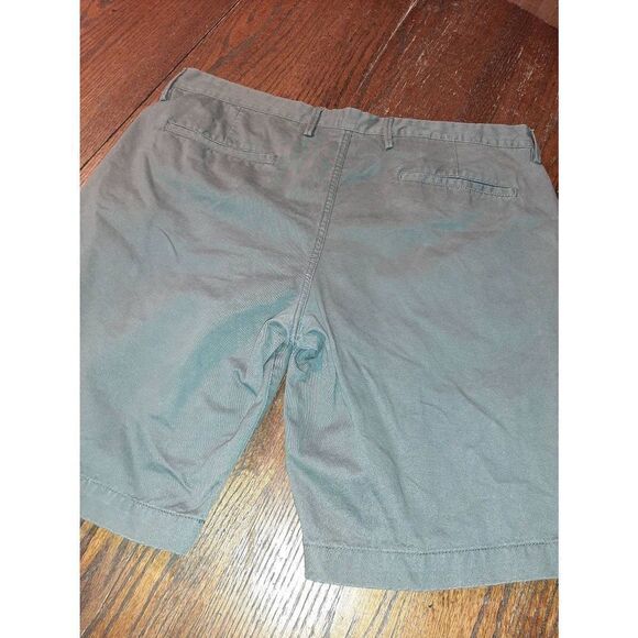Mens Waist Size 40 Gap Khakis Grey High Rise Cotton Shorts Flat Front Pockets - Picture 3 of 3